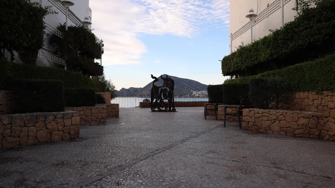 Sculpture View in Cityscape