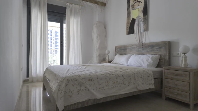 Cozy Modern Bedroom
