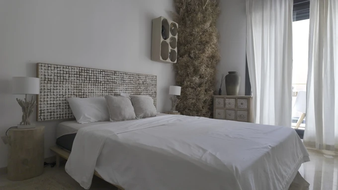 Minimalist Bedroom Design