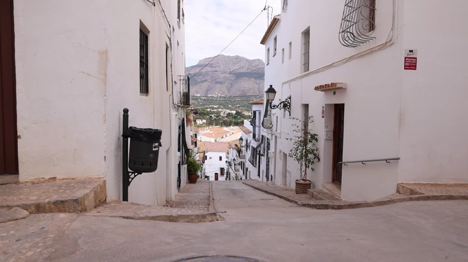 Scenic Street View