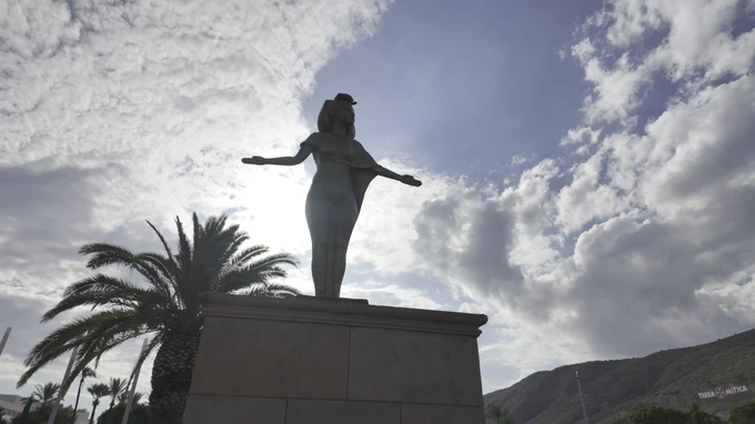Statue Silhouette Against Sky