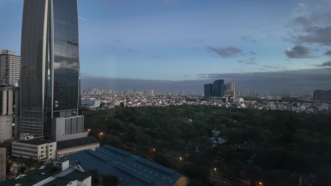 Cityscape with Skyscraper